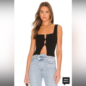 Cindy Square Neck Top in Black
superdown